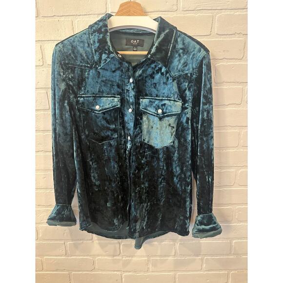 Oat Crushed Velvet Western Style Button up, snap button, women’s large? Dk green - Picture 2 of 8